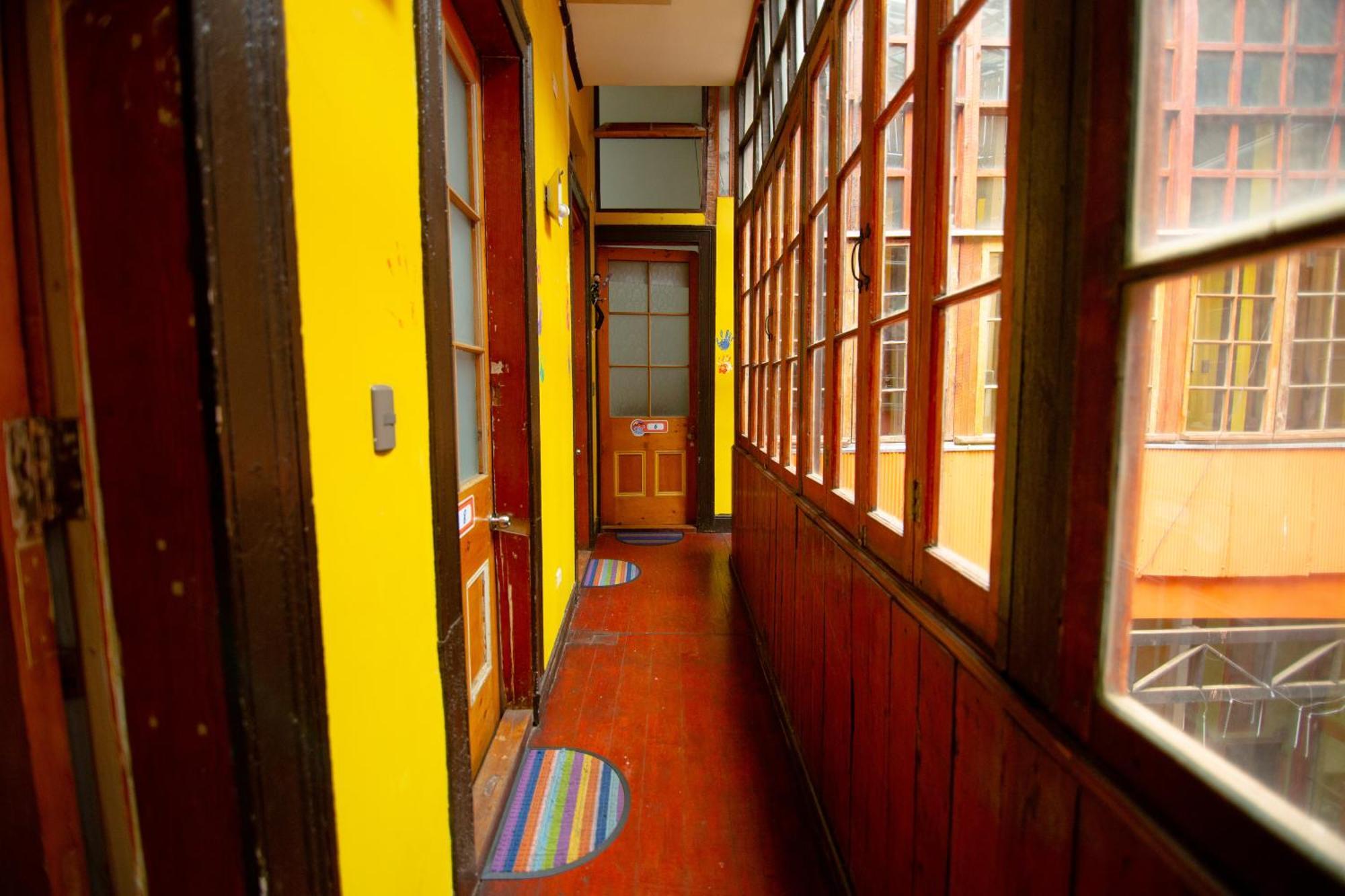La Casa Del Puerto, Hostal Cultural, Cerro Alegre Вальпараисо Экстерьер фото