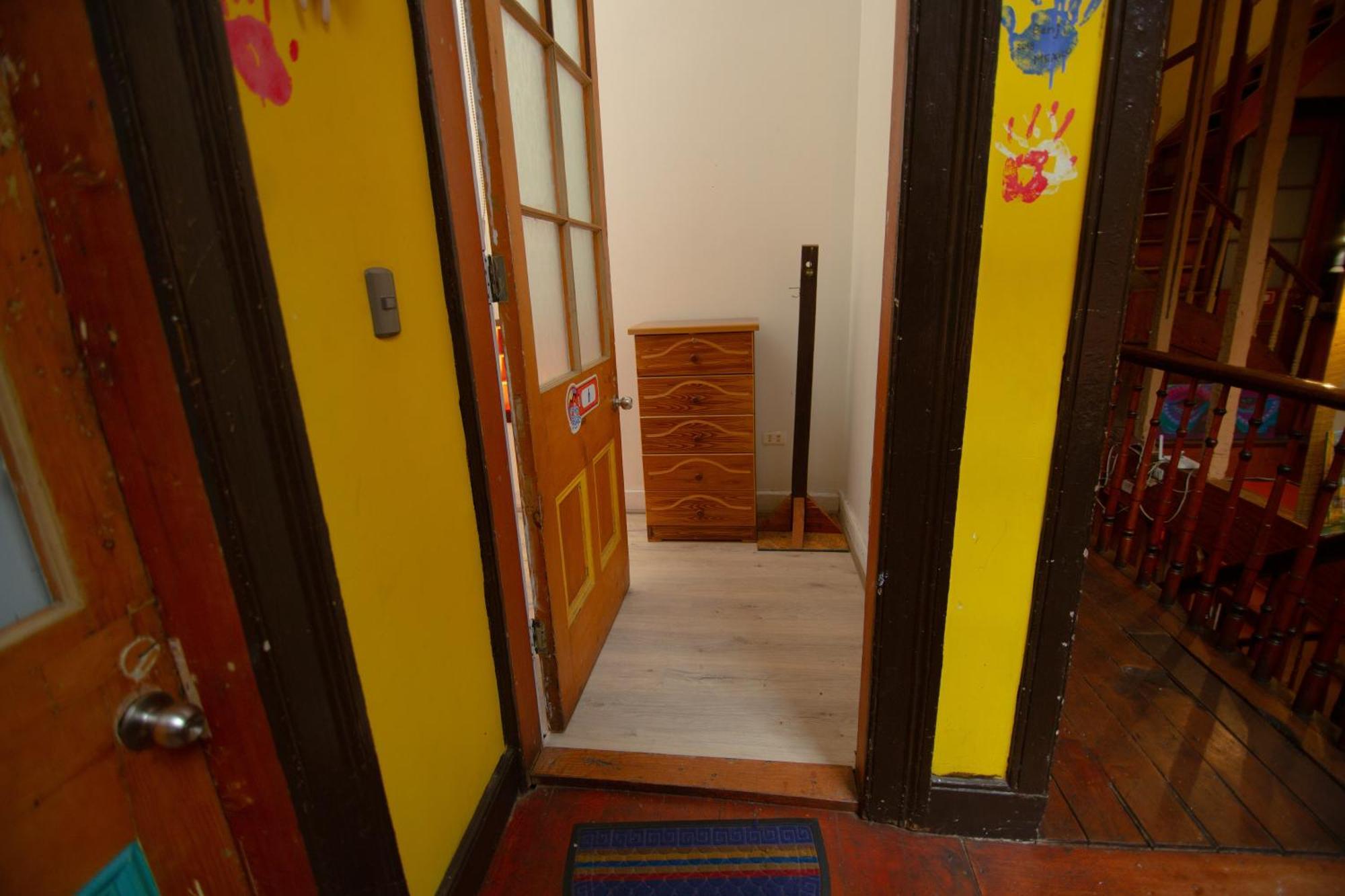 La Casa Del Puerto, Hostal Cultural, Cerro Alegre Вальпараисо Экстерьер фото